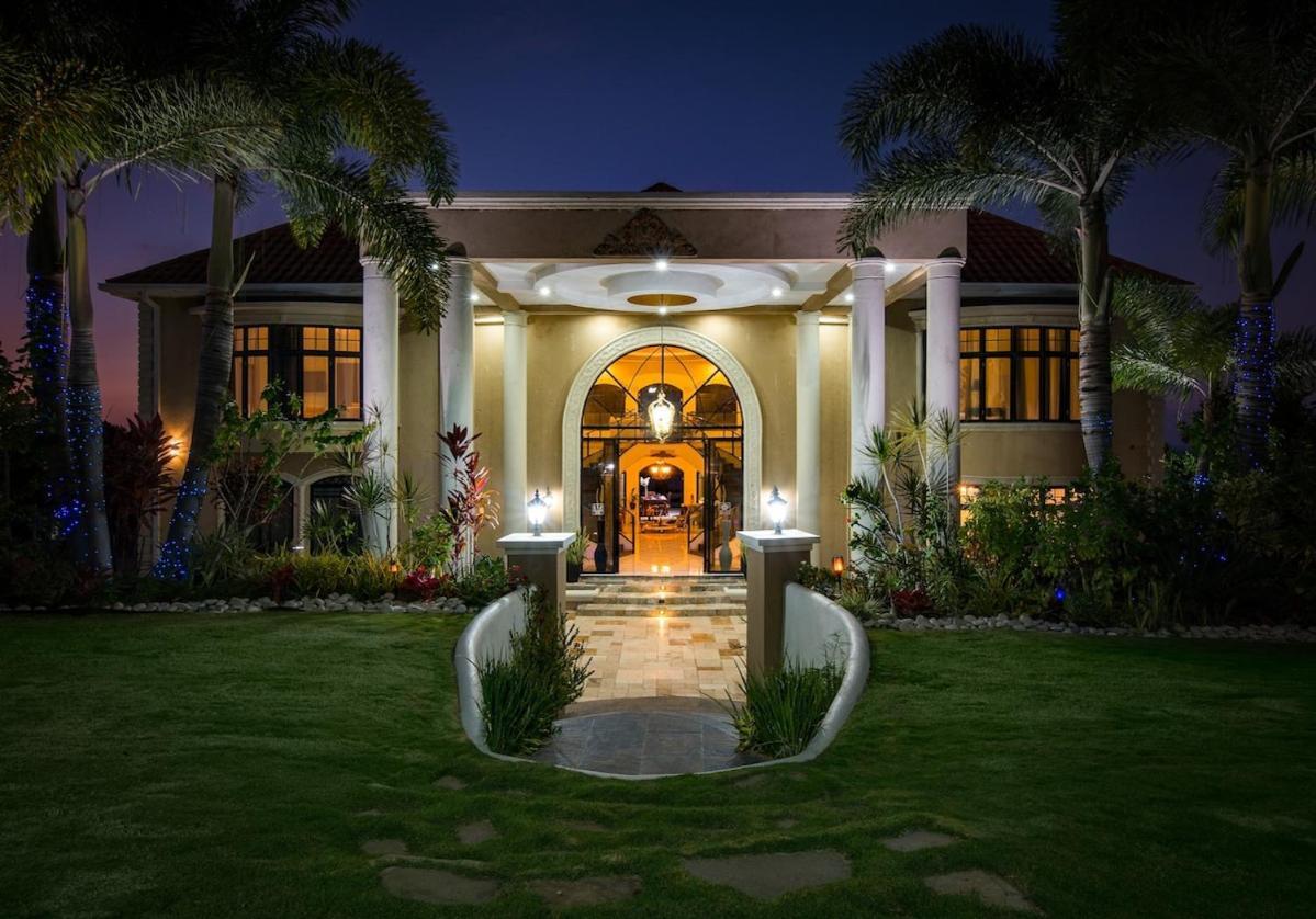 דיסקברי ביי Villa Mimosa Jamaica Exclusive Luxury Stay- Resort Vibe מראה חיצוני תמונה